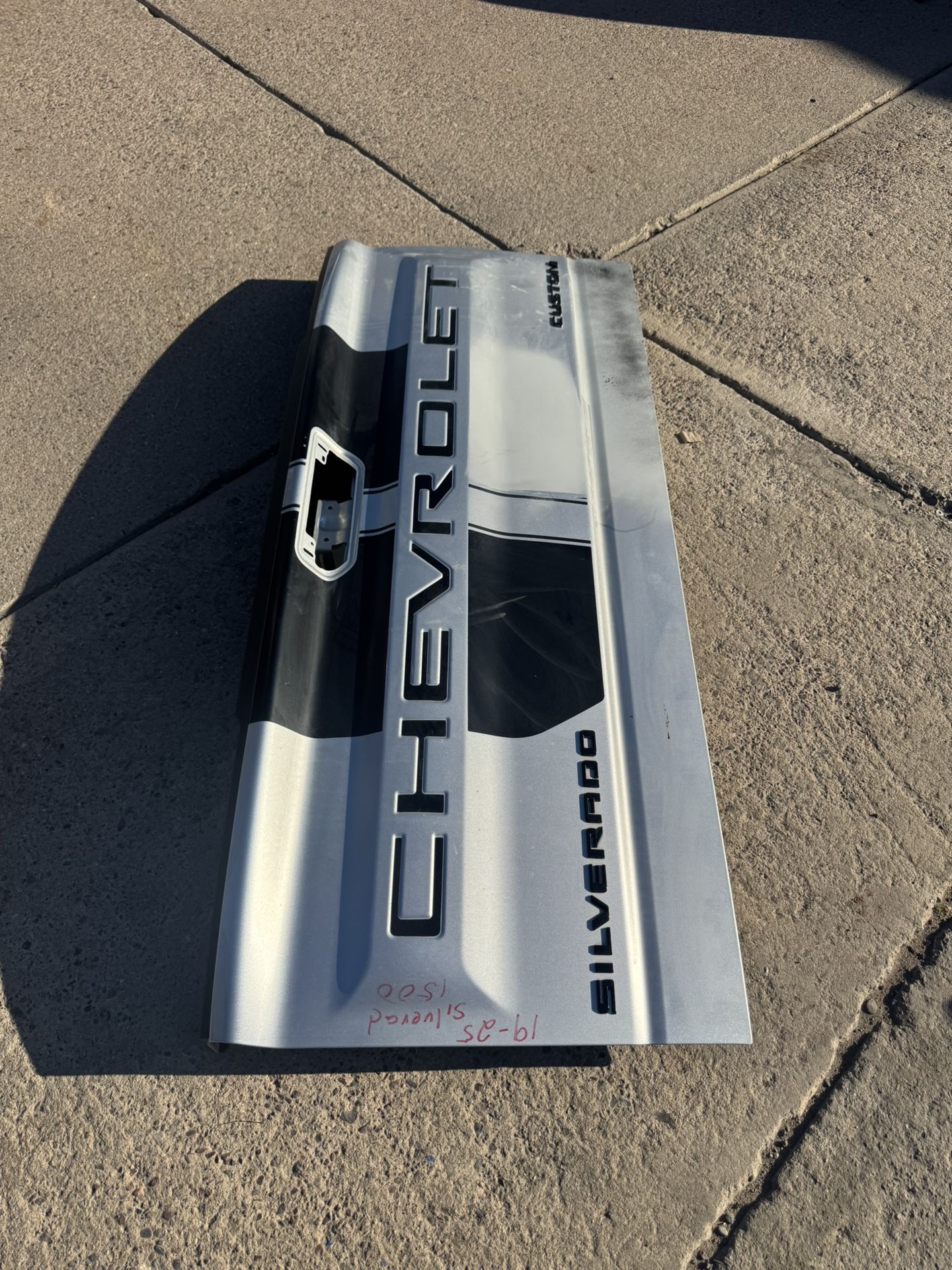 Chevy Silverado 1500 Tailgate Oem