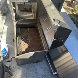 Charcoal Grill 