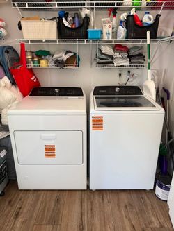 Whirlpool washer and dryer set