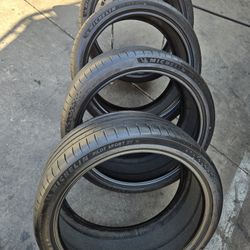 4.   PCS OF TIRES.   MICHELIN PILOT SPORT EV.     SIZE 275/35/22