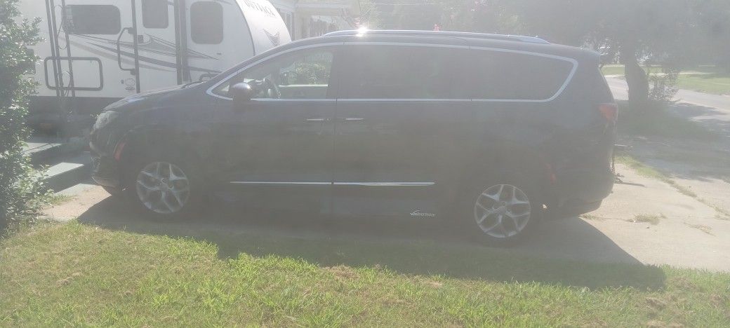 2019 Chrysler Pacifica