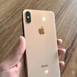 iPhone XS Max  Unlocked With Warranty 