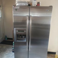 Whirlpool Gold Refrigerator MOVING SALE 