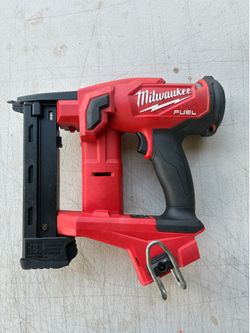 Milwaukee Fuel 18ga stapler