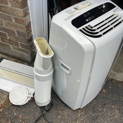 3 portable air conditioner AC, 1 window AC