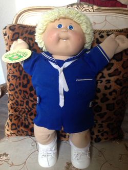 VINTAGE CABBAGE PATCH DOLL WITH SAILOR SUIT