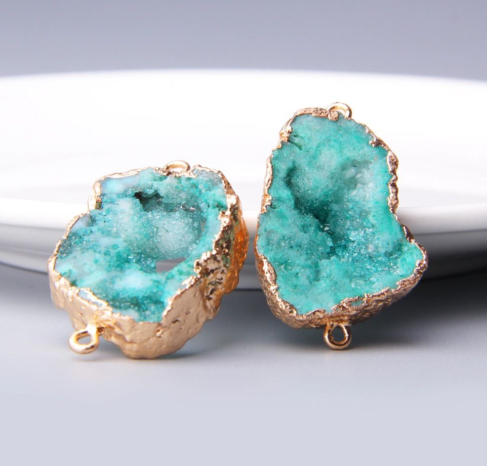 Quartz Crystal Natural Druzy Agates Pendants / 1 pcs