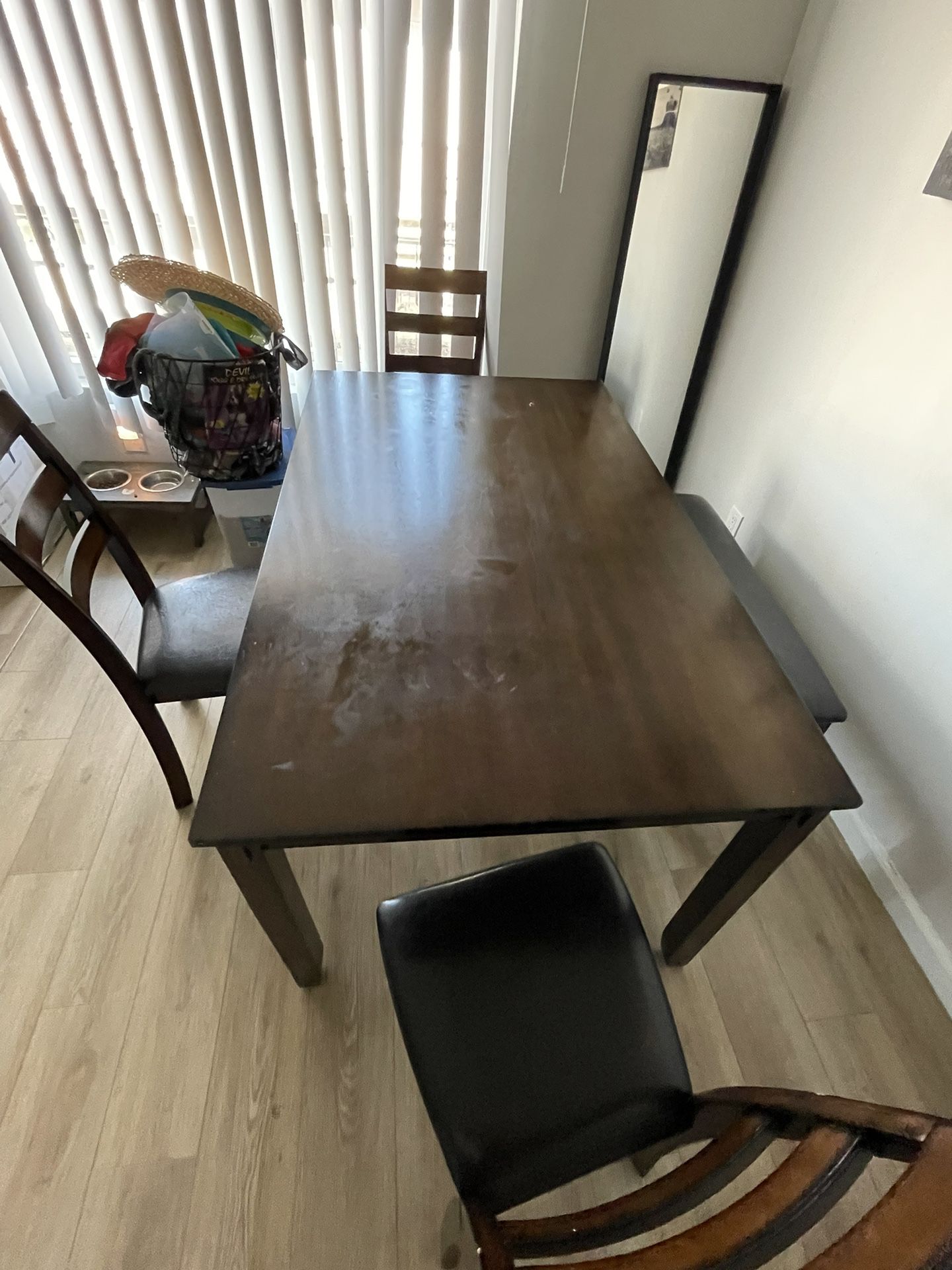Dining table  (Negotiatable) 