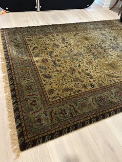 Large Pattern Area Rug