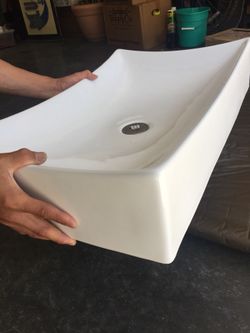 Modern Simple Minimal Shallow Sink