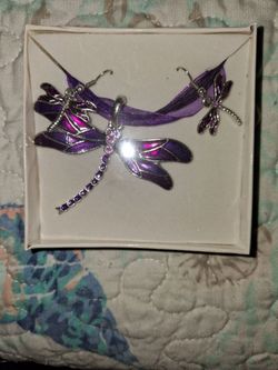 Brand new hand made unique purple set of butterflies and earrings