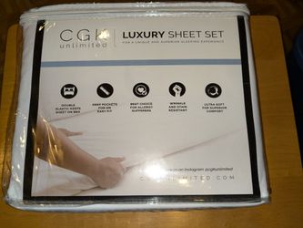 King Sized White Bed Sheet Set 