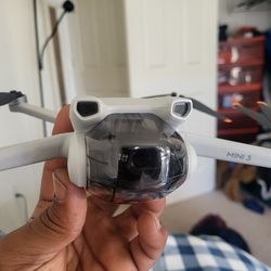 DJI - Mini 3 Fly More Combo Drone and Remote Control with Built-in Screen
