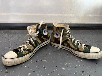 Camouflage Converse Chuck Taylor High Top  Sneakers  8M/10W