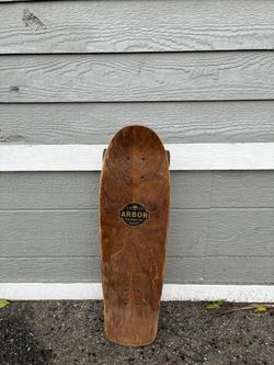 Arbor Skateboard