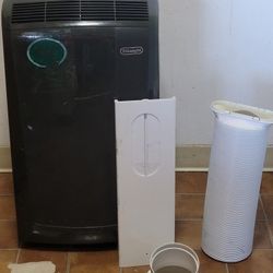 De'Longhi PAC N130HPE 13,000 BTU 2 In One Portable Air Conditioner & Heater 