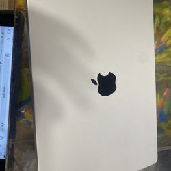 Apple MacBook Pro M1 2021