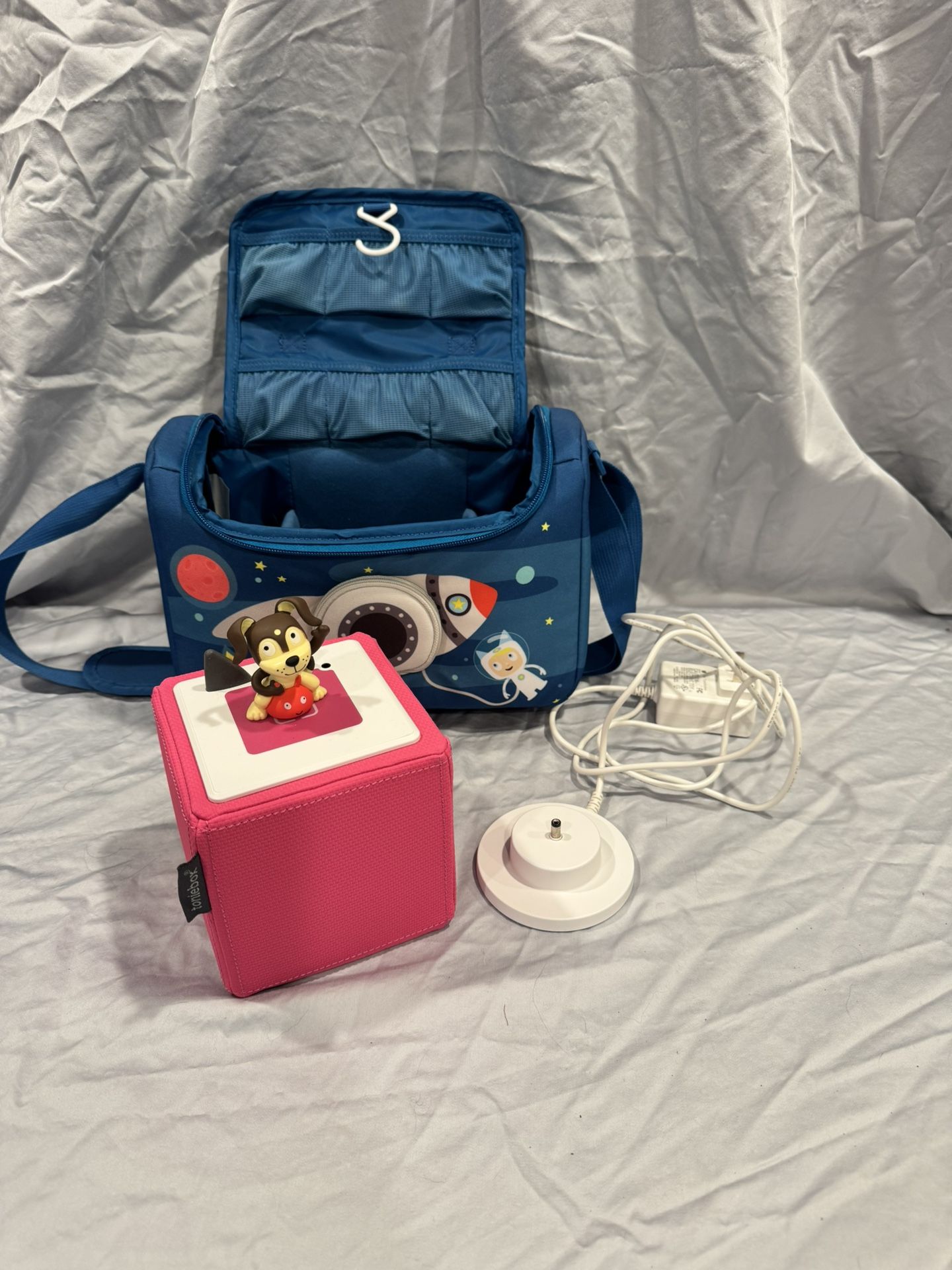 Toniebox Lot With Storage Case