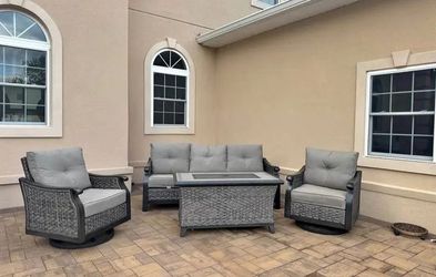 Outdoor patio set