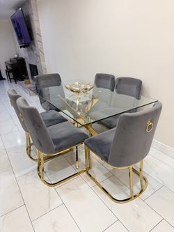Glass Table with 6 chairs