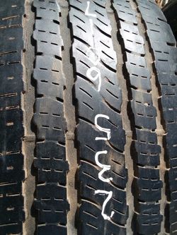 235 60 17 one good car tire for sale