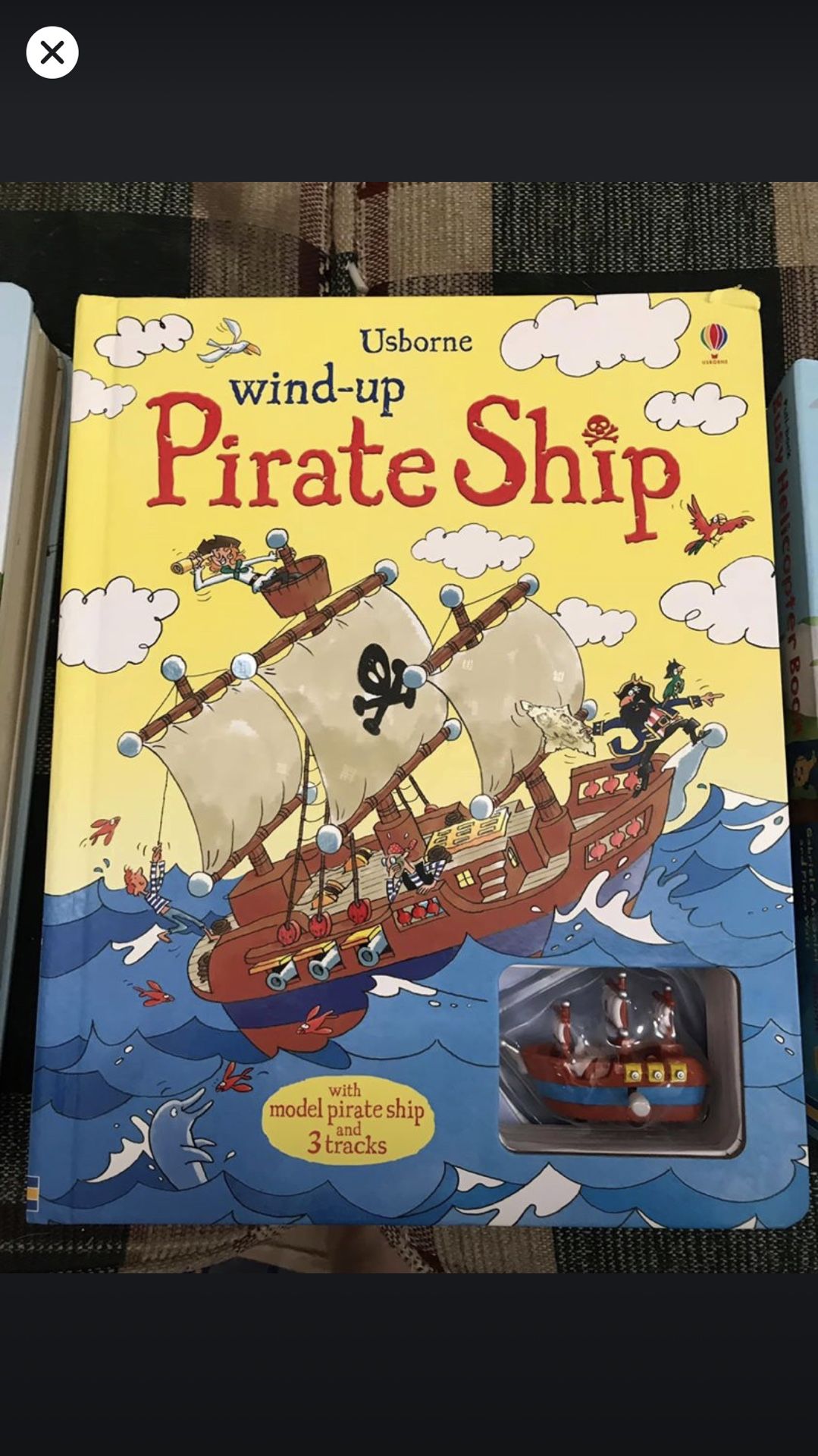 Usborne Pirate book & wind up pirate ship!