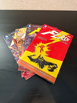 The Flash New 52 Graphic Novels Volumes 1–4 Set