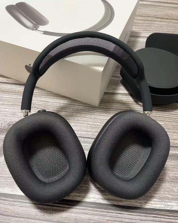 AirPods Max - ミッドナイト (USC-C）AirPods Max (USB-C