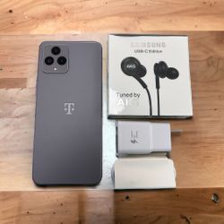 Galaxy Revvl 6 Plus ! 1 Year Warranty ! 