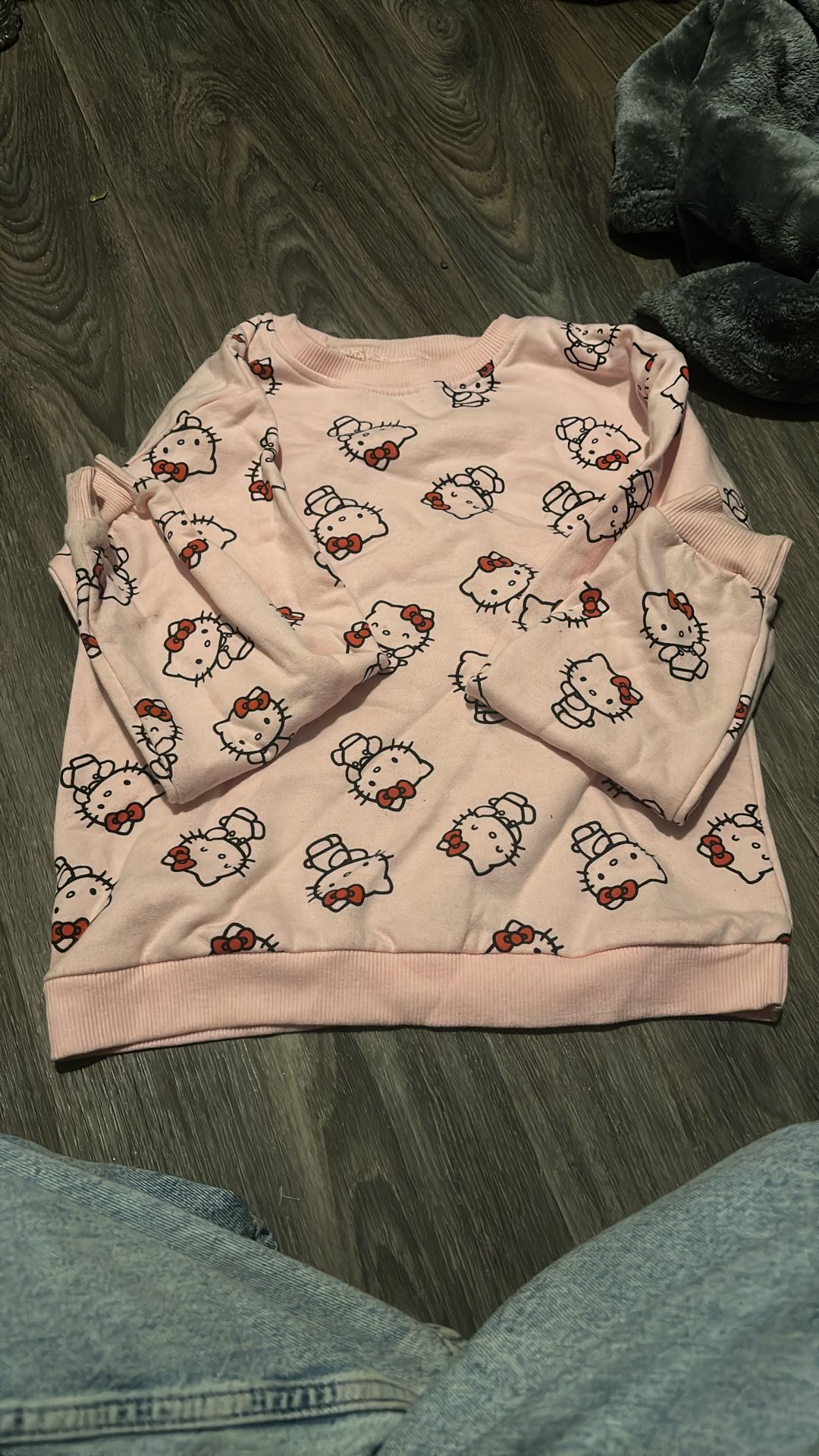 Cute Hello Kitty Sweater