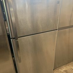 Kenmore Refrigerator 