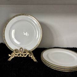 Set Of Four Vintage Limoges Dinner Plates 9 1/2 Inches Wide 