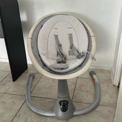 Maxi-Cosi Baby Cassia Swing