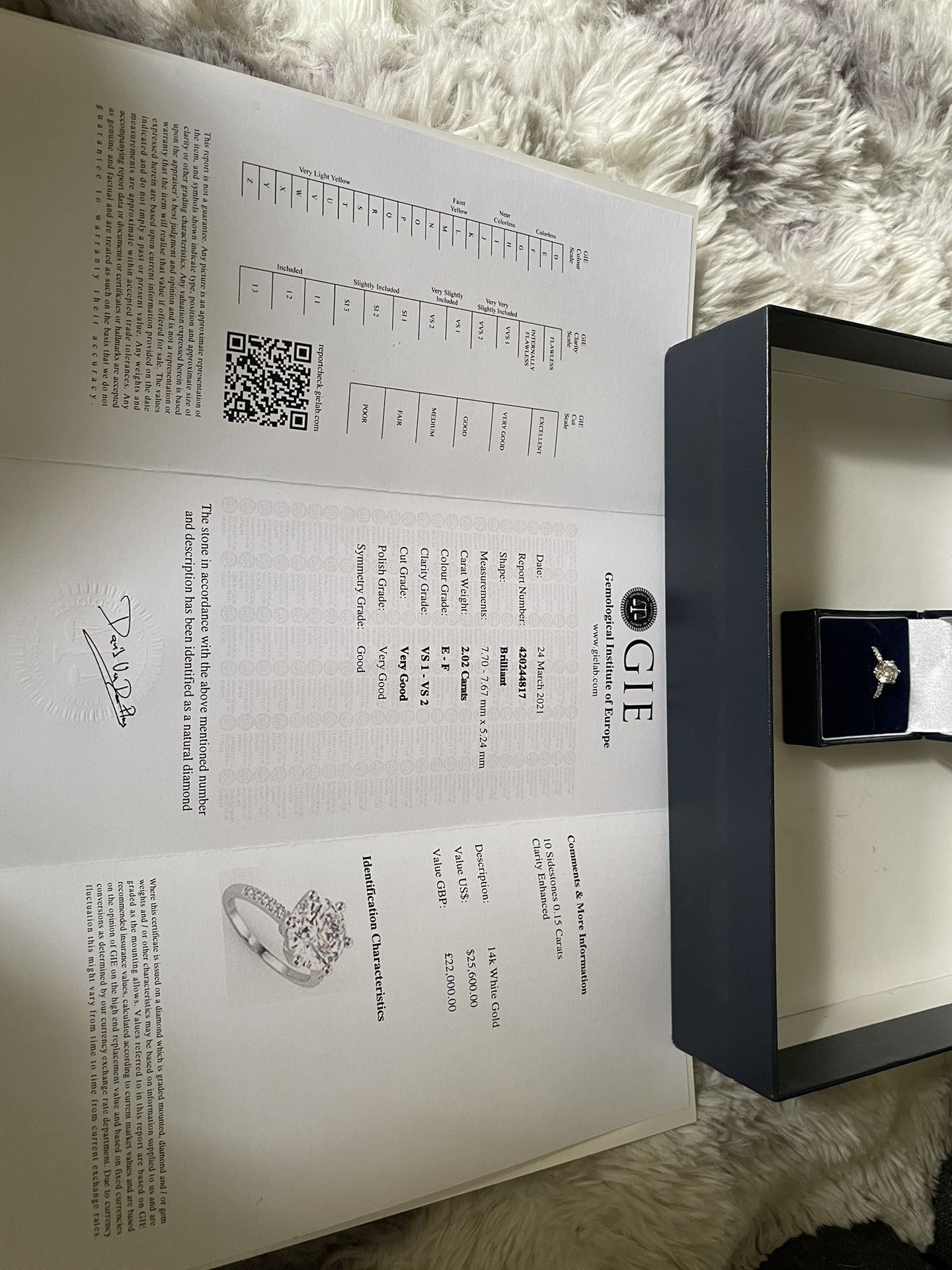 Clarity enhanced diamond 2.8 carats