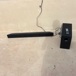 Visio Sounds Bar And Sub Woofer . 