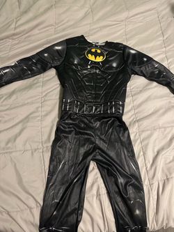 Boys Batman costume size 8
