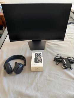 Gaming Monitor Set