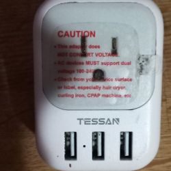 Tesson Type C  Travel Plug Adapter 3 USB Ports 