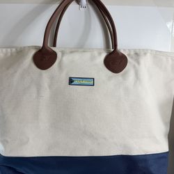 Vineyard Vines Baha Bay at Baha Mar Cream Navy Tote Bag