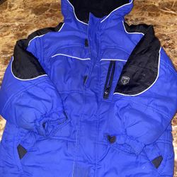 Boys Large Super Warm Winter Coat . 