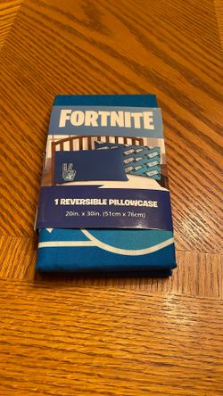 New- Fortnite Reversible Pillowcase