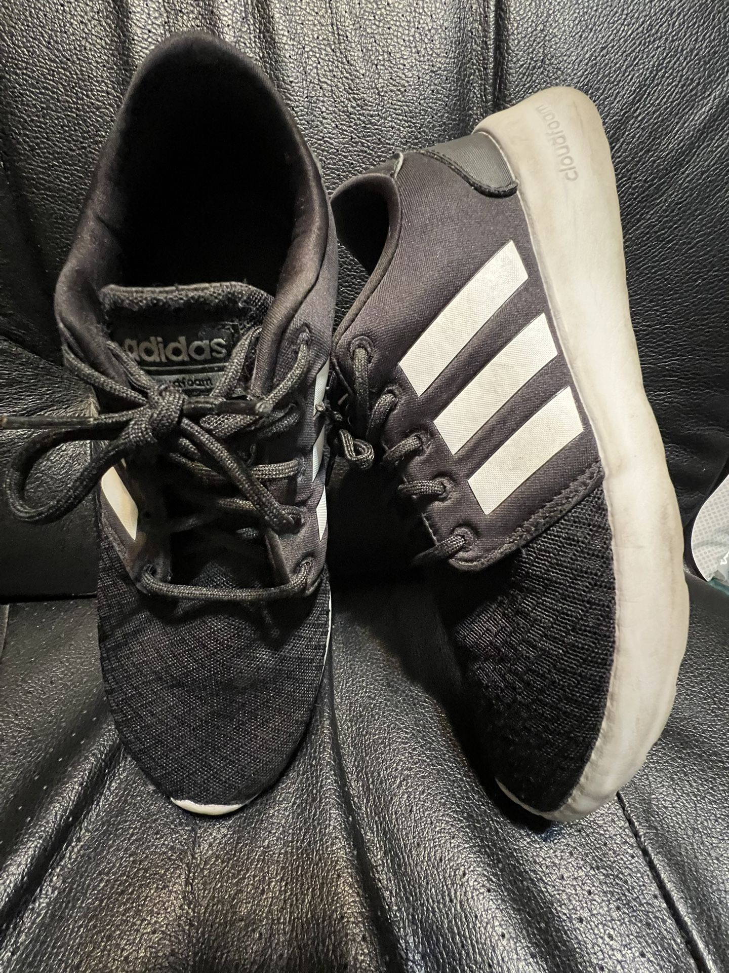 Adidas (size 6.5) ❗️Firm Price❗️