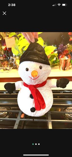 Stuffed Soft Christmas Snowman . 11” x 9”. East Dundee 