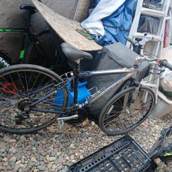 Trek 7100 Bike 