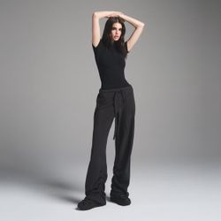 New Skims Fleece Stacked Pants