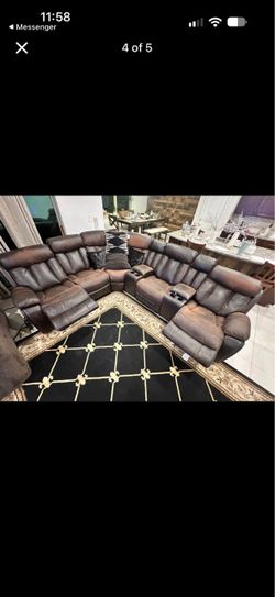 Leather recliner sofa