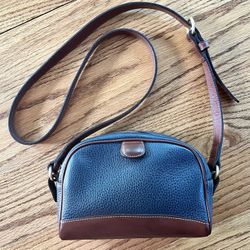 Vintage  Coach Alexandria Zip from Sheridan Collection - All Weather Leather