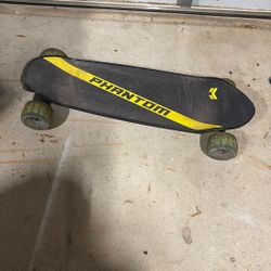 Phantom Skateboard