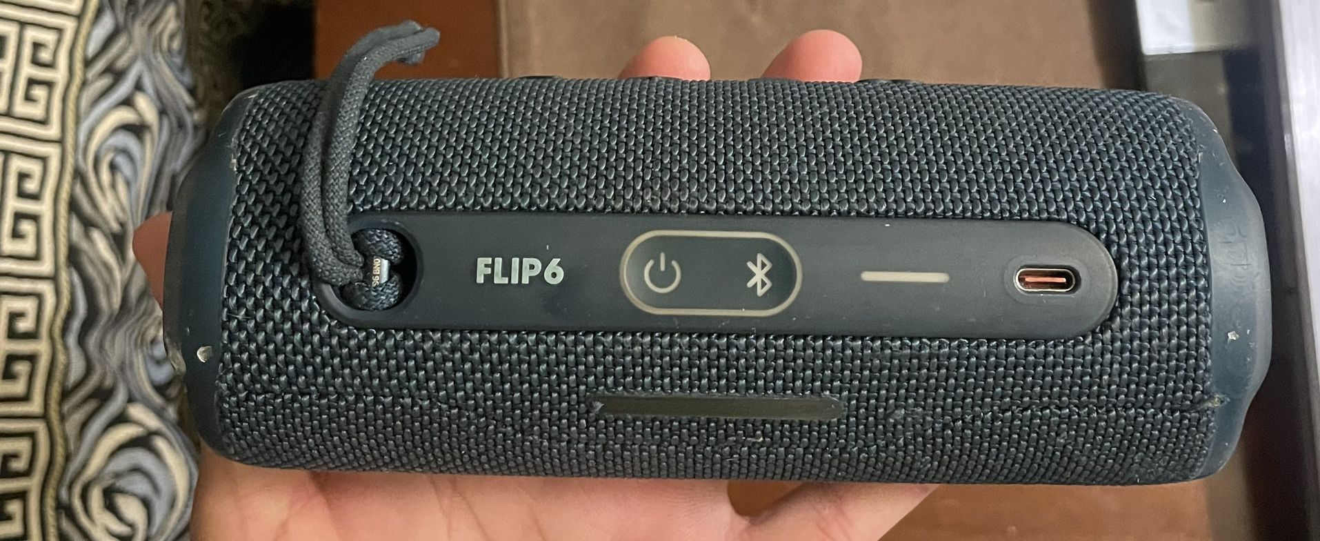 Used JBL Flip 6 Speaker