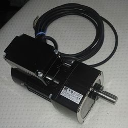 NEW Bodine 115V AC Gearmotor 1.6 RPM 504:1 Ratio (Type 34Y4BFCI-E4)
